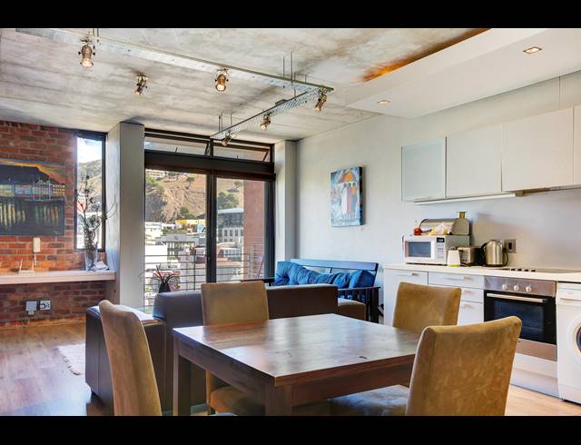 1 BEDROOM APARTMENT TO LET IN DE WATERKANT